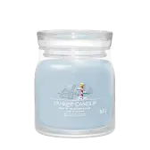 Yankee Candle North Pole Hideaway Signature Medium Jar 